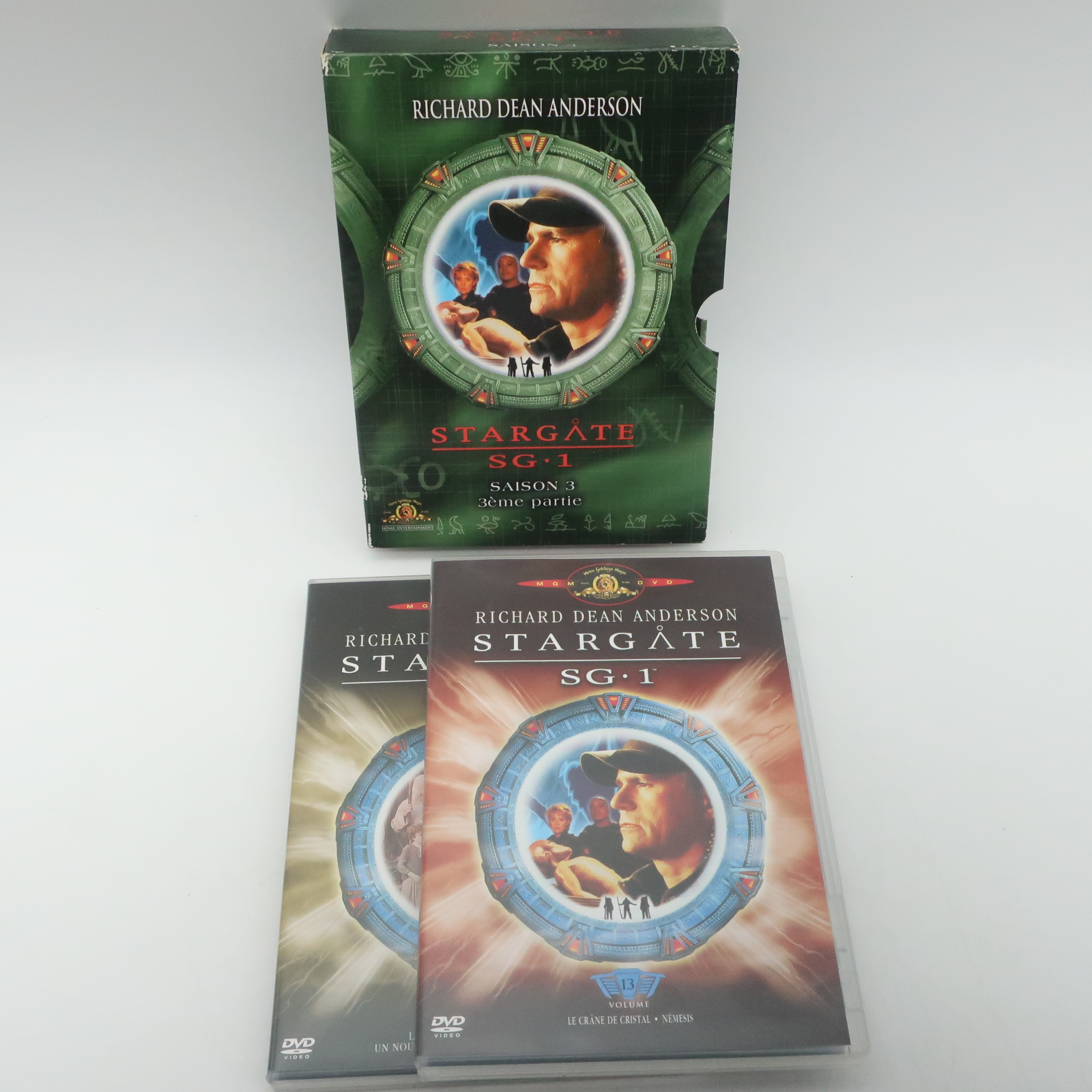Ensemble de 28 DVD " Stargate SG-1 " MGM Très bon état - Vue 15 - 