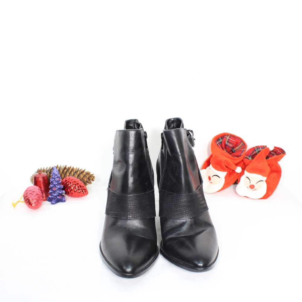 Bottes San Marina Talons Hauts Cuir Gris - Taille 40 - Très Bon État - Occasion