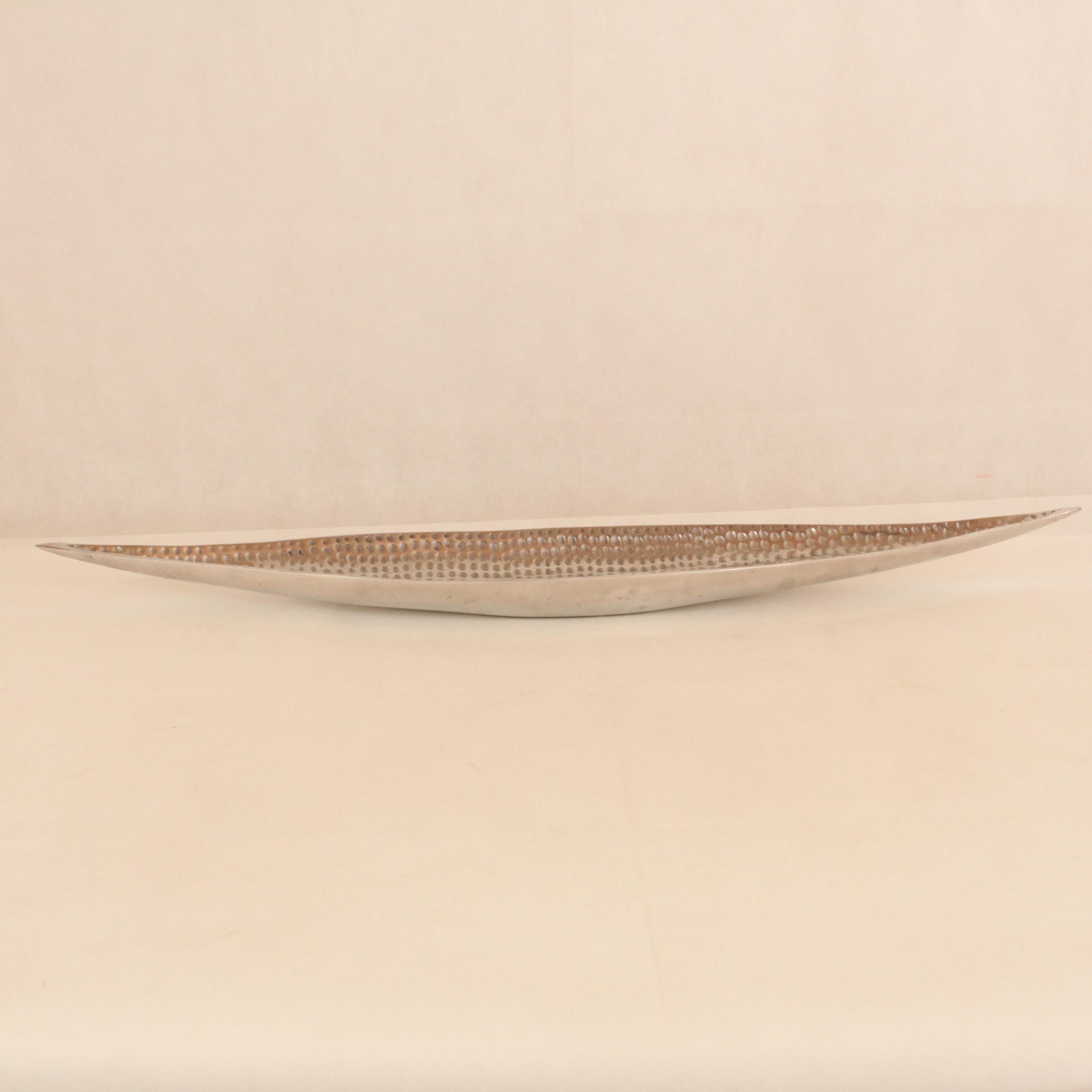 Plateau pirogue en aluminium à fruits Bon état - Vue 2 - 