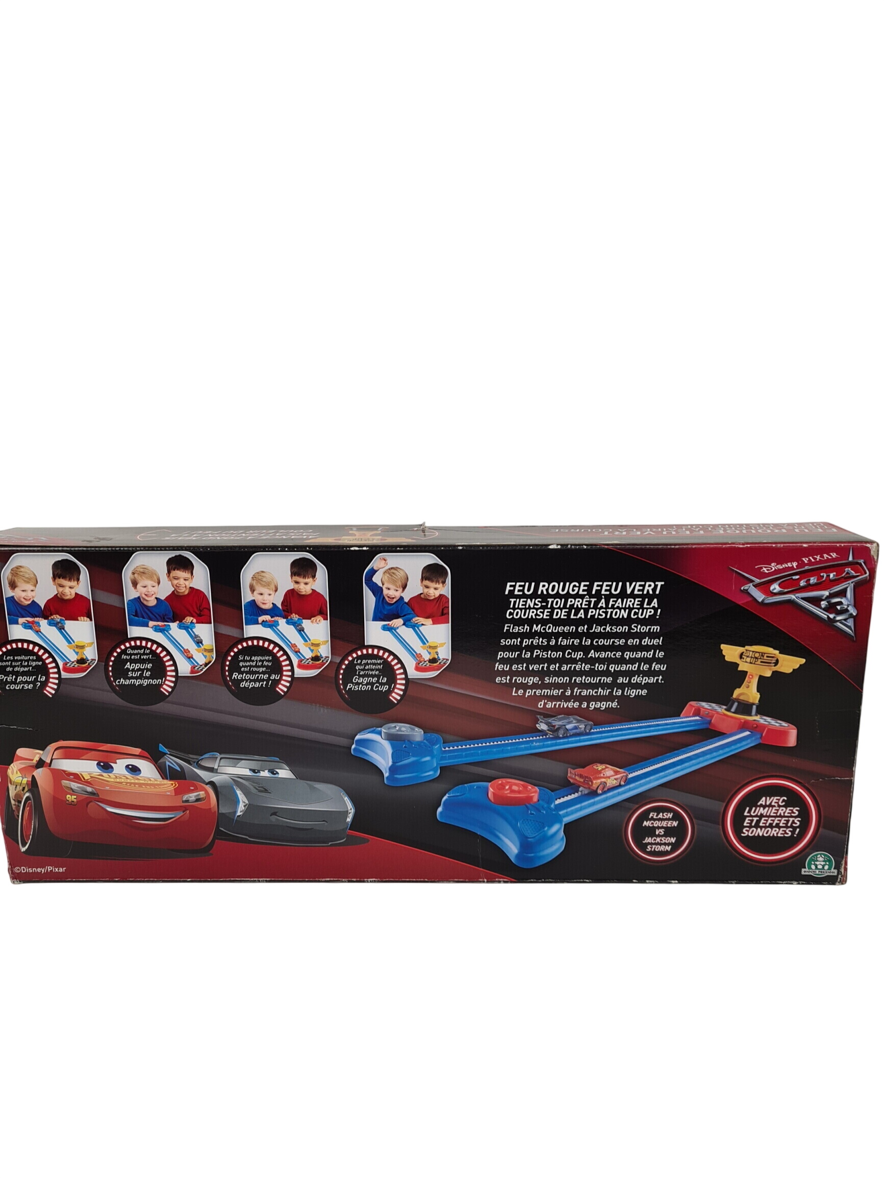 Circuit - Cars jeu "feu rouge , feu ver" - Disney Pixar -3ans+ Bon état -  reconditionné disponible sur Label Emmaüs