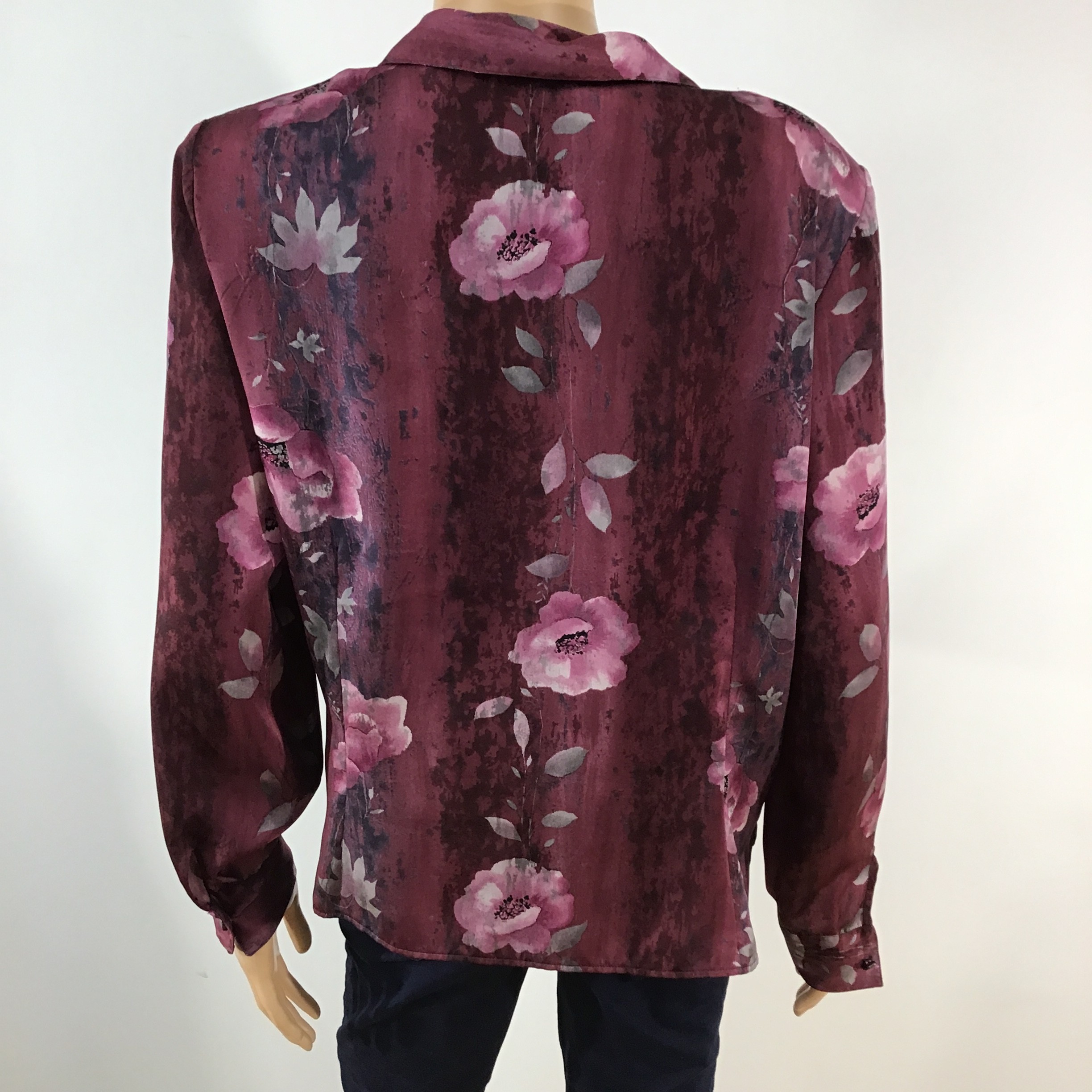 Chemise violette à motif floraux Un jour ailleurs - Taille 44 - Photo 4