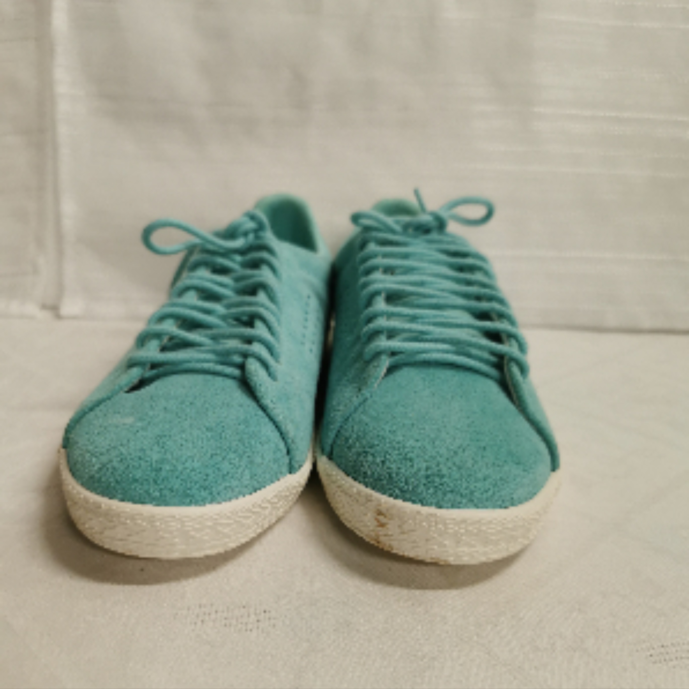 Chaussures de sport en cuir pour femmes : Le Coq sportif. Bon état - Vue 2 - 