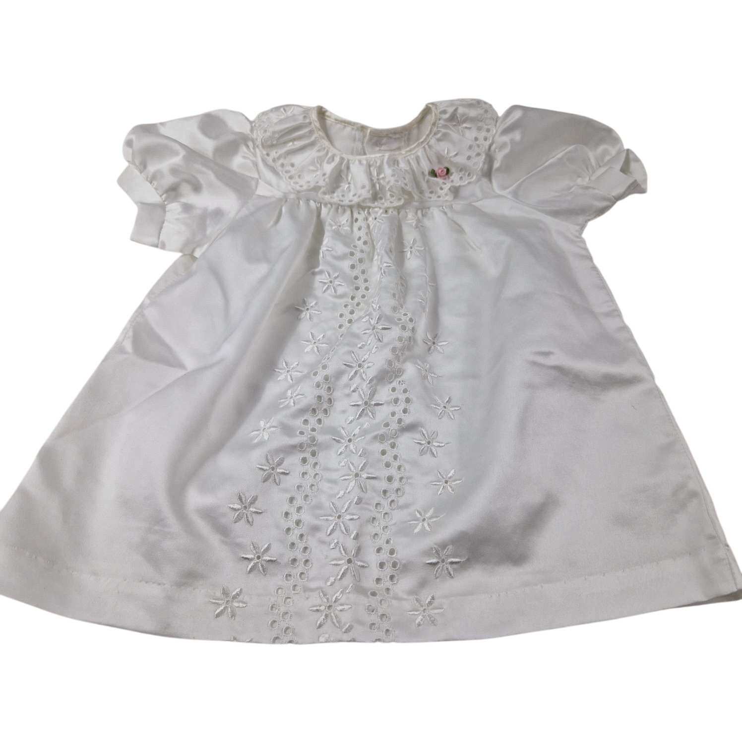 Petite Robe de baptéme blanche Bon état -  reconditionné disponible sur Label Emmaüs