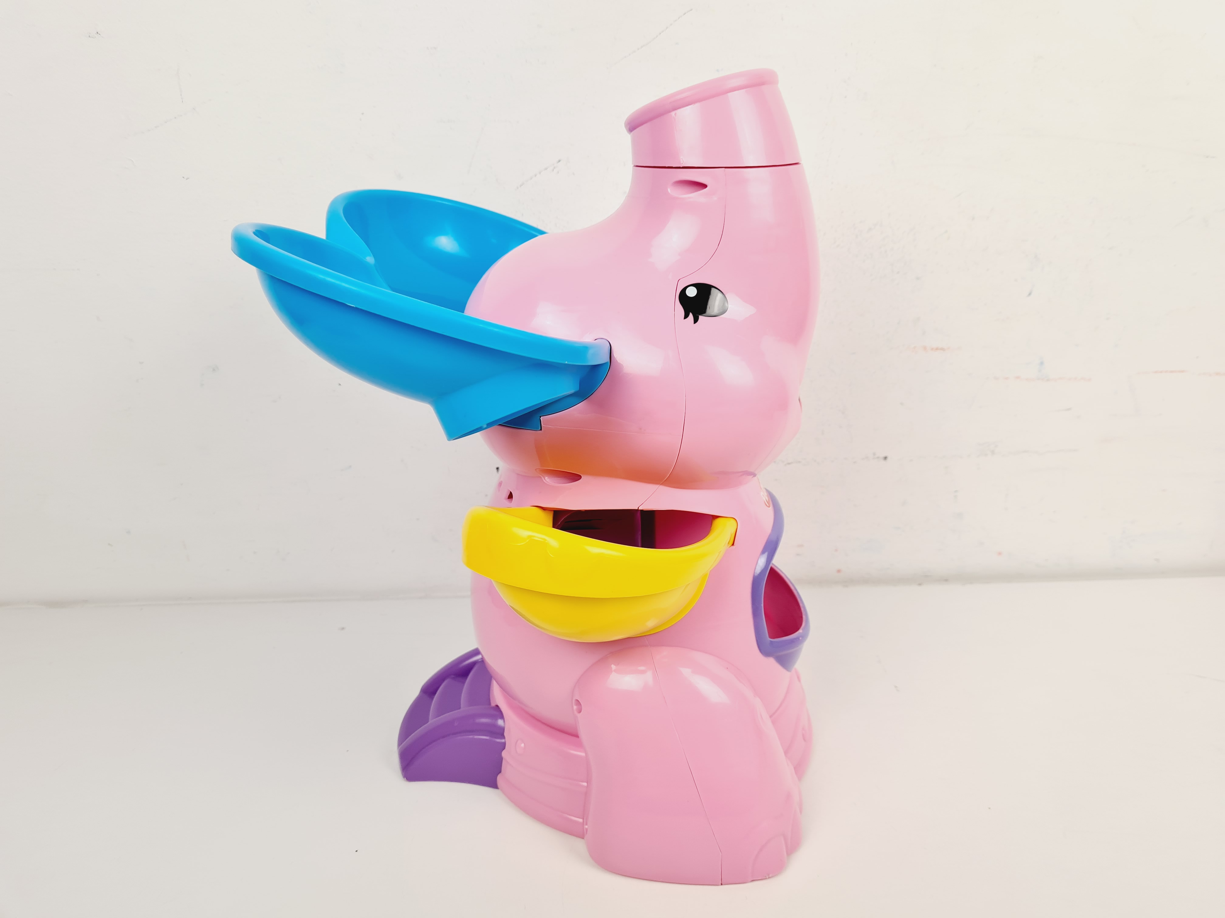 Voir photo 3 de Jouet 1er age - Aero'Balles Elefun Rose - Playskool - 1 an + Jouet 1er age - Aero'Balles Elefun Rose - Playskool - 1 an + Bon état - Vue 3 -
