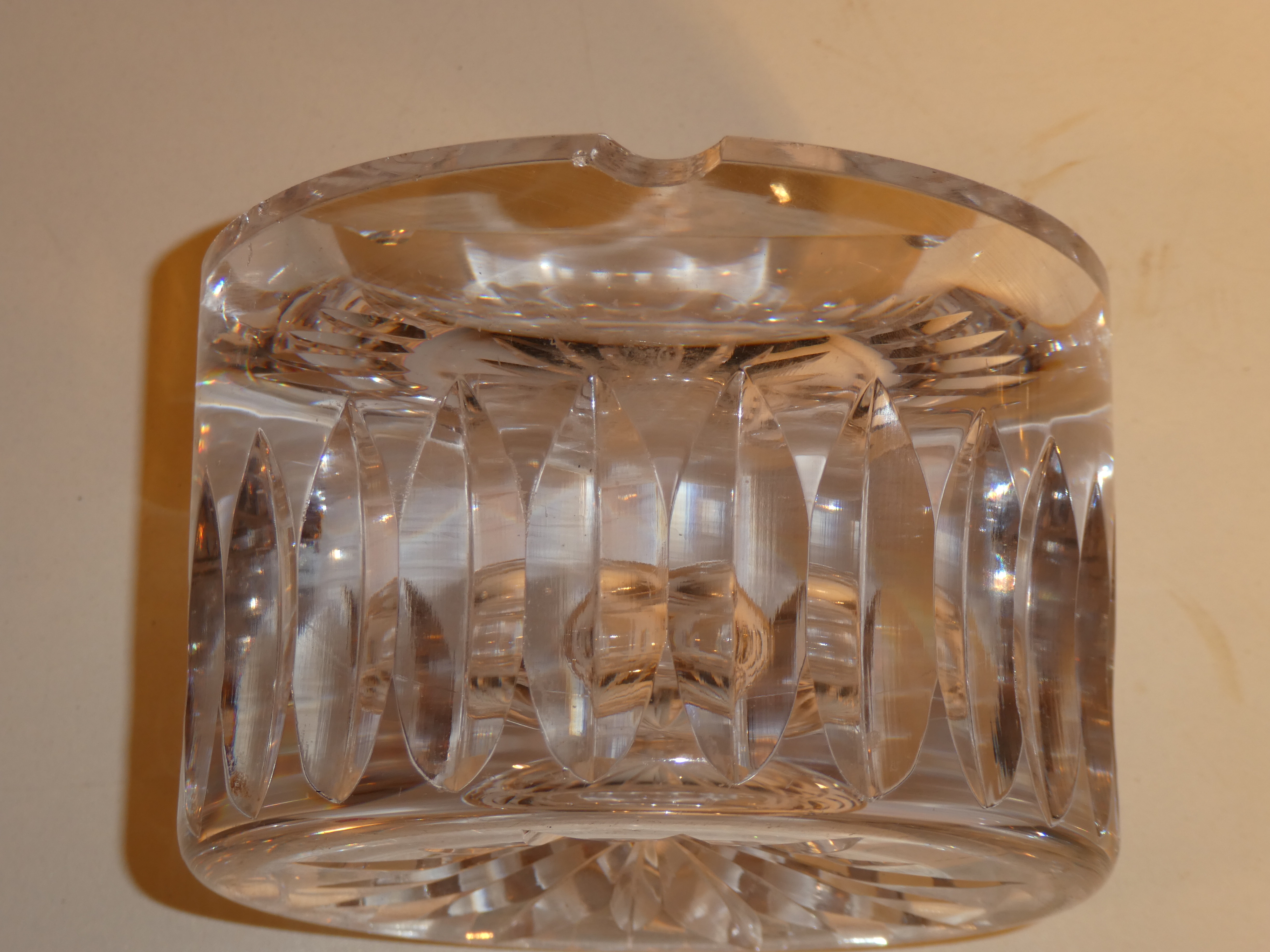 Cendrier rond en verre État correct - Vue 3 - 