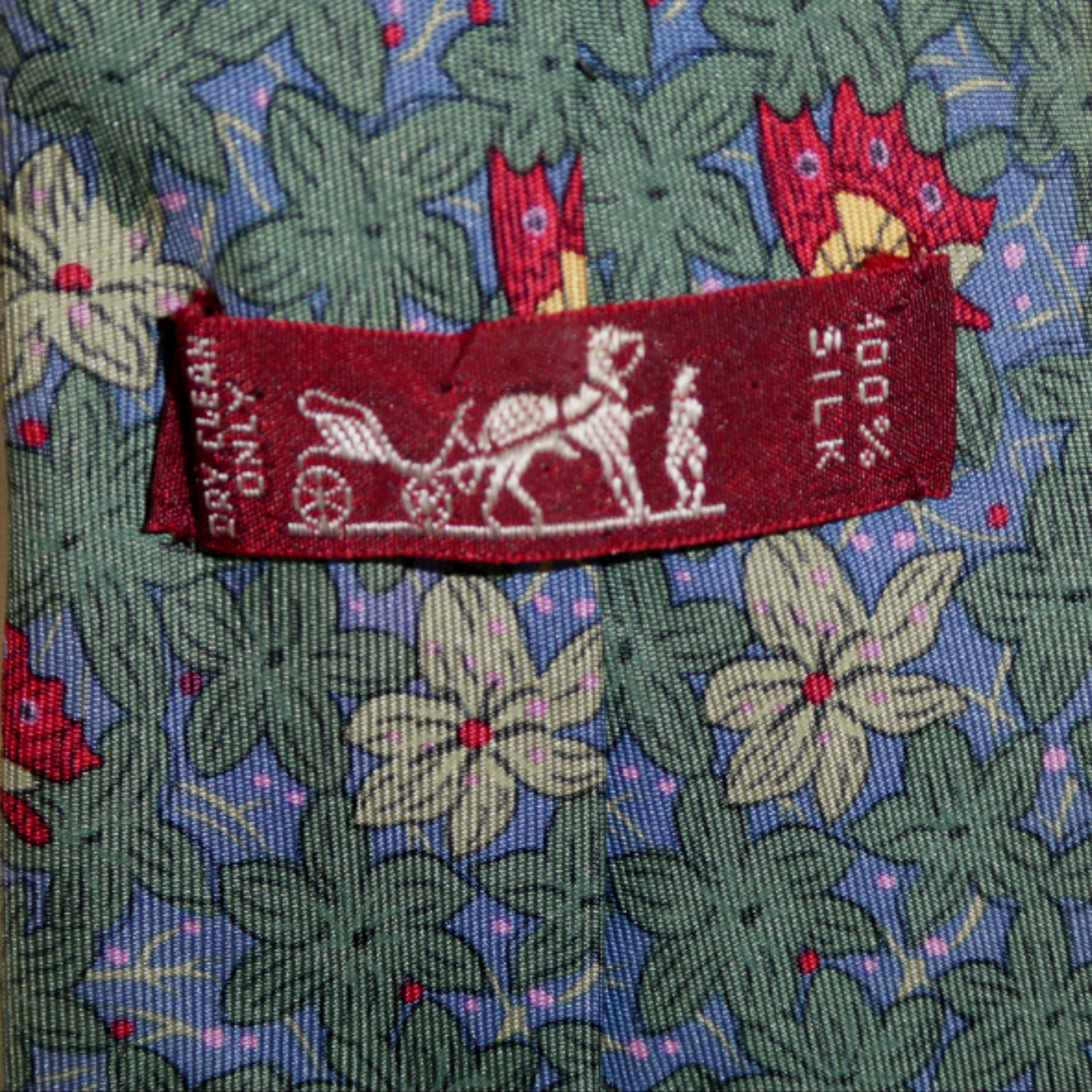 Hermès - Cravate en soie homme -vintage à motifs fleuris - Photo 6