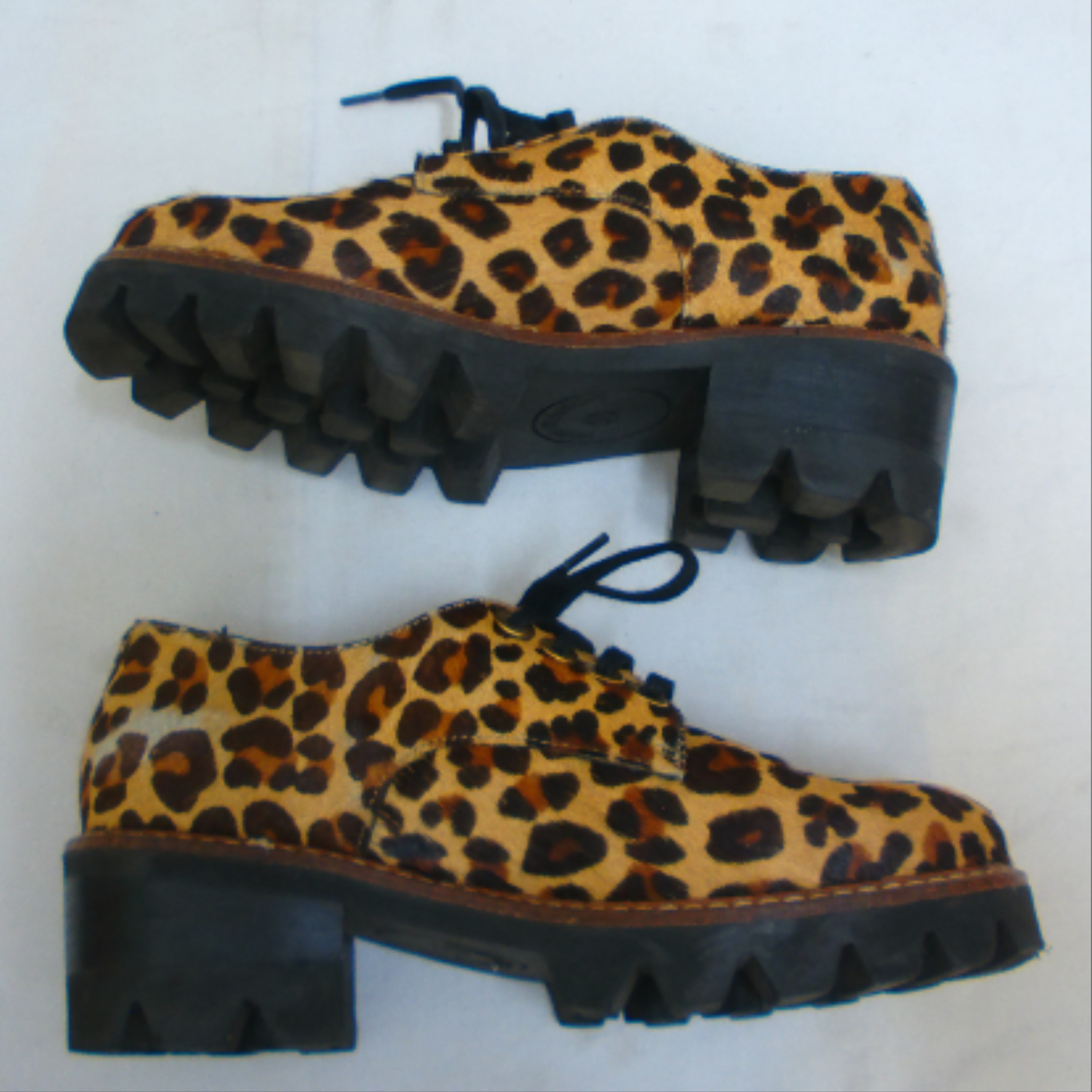 Voir photo 4 de Chaussure MINELLI, motifs léopard, pointure 36 Chaussure MINELLI, motifs léopard, pointure 36 - Vue 4 -