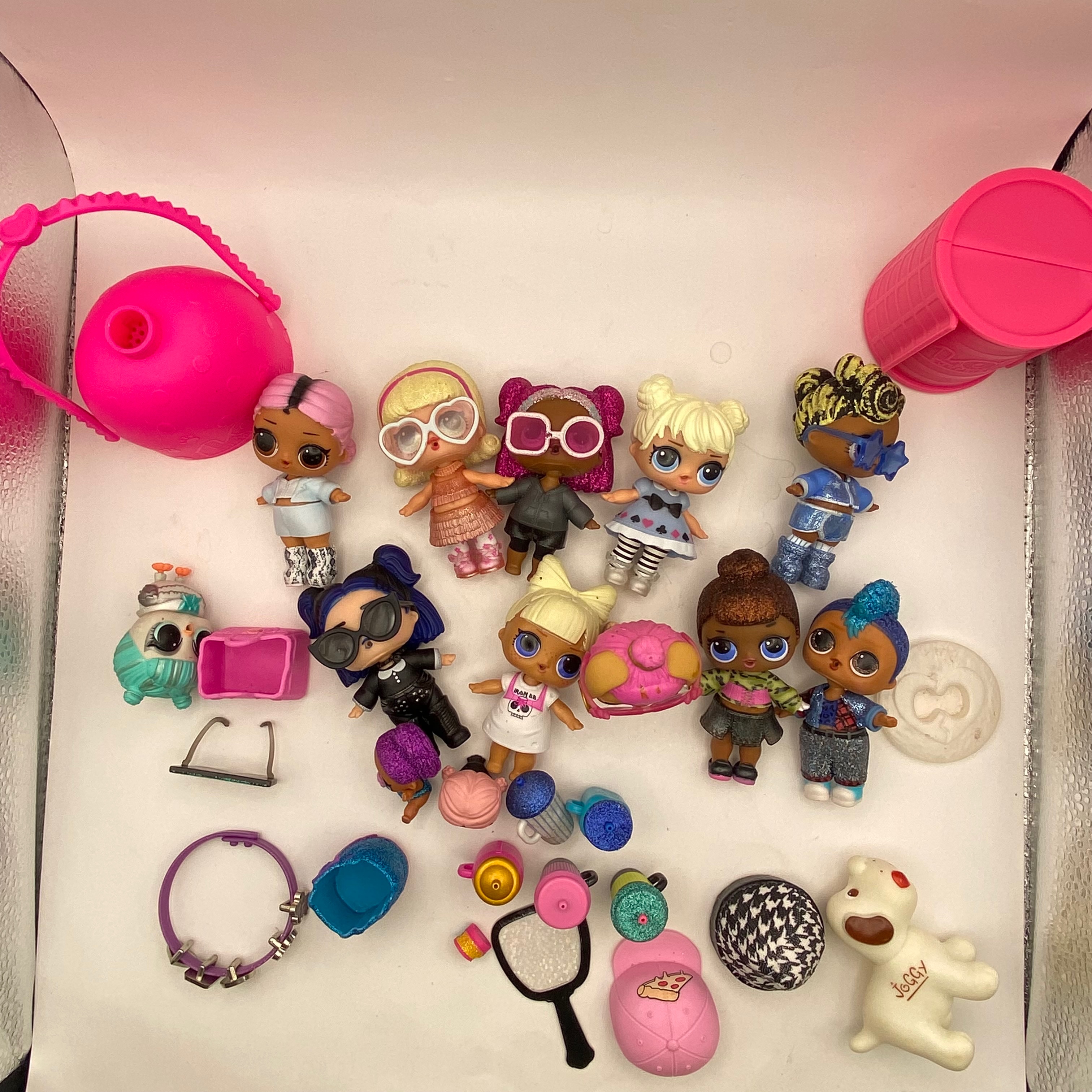 Lot de poupées LOL et accessoires Bon état - Vue 2 - 