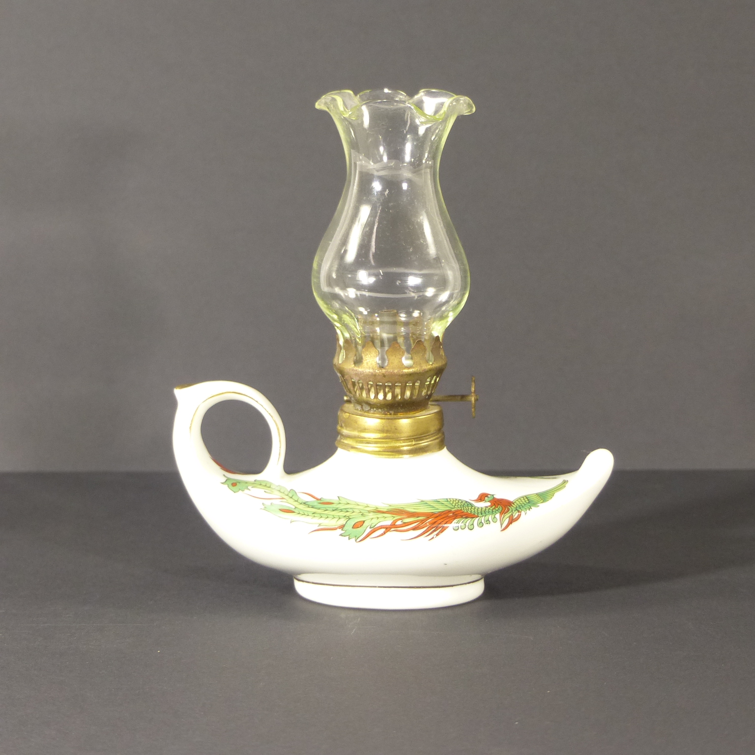 Lampe à huile "Aladin" en céramique, décor dragon et faisan Bon état -  reconditionné disponible sur Label Emmaüs