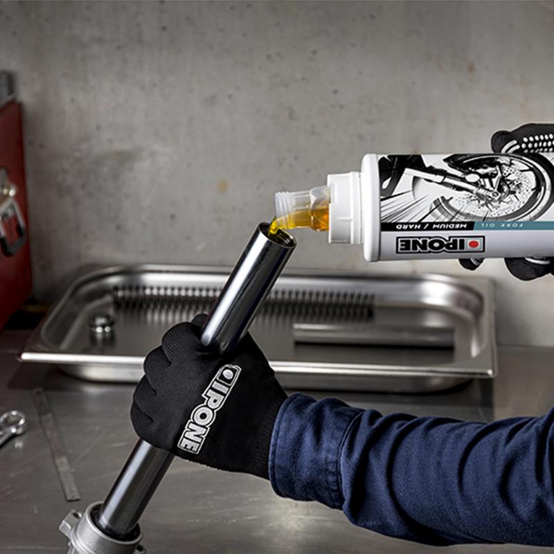 Huile de fourche FORK 15 1L IPONE 2