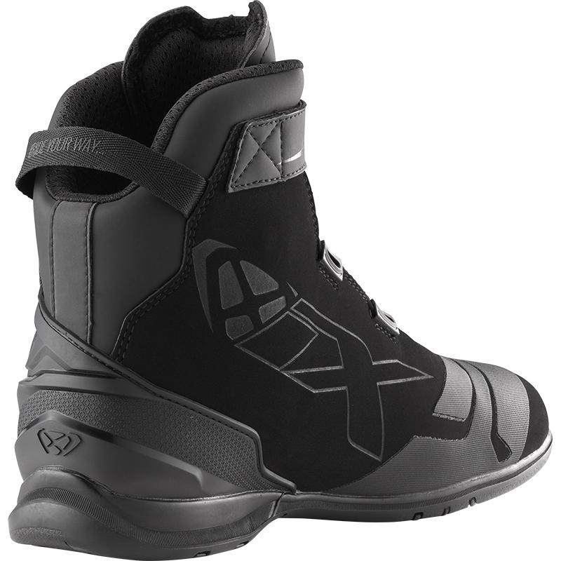 IXON Baskets BULL 2 WP ULTRA 2