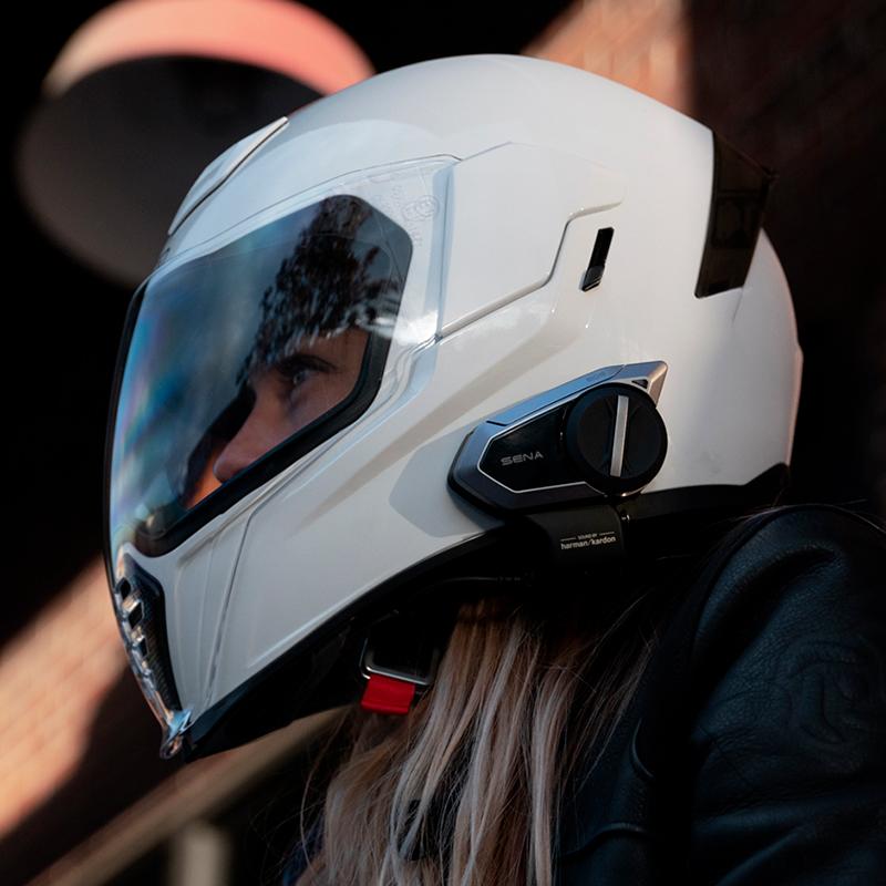 SENA Intercom 50S DUO Son Harman Kardon 2