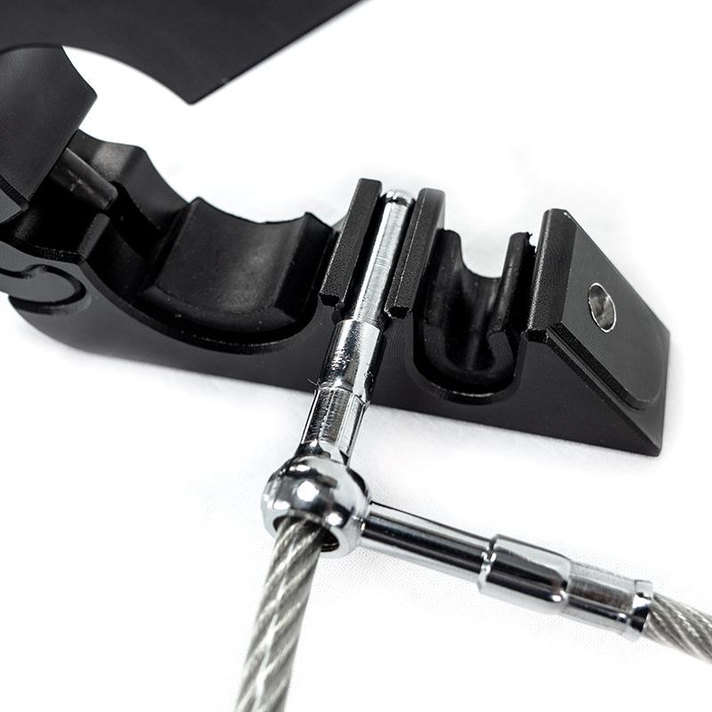 MAXXE Antivol casque sur levier de frein 2