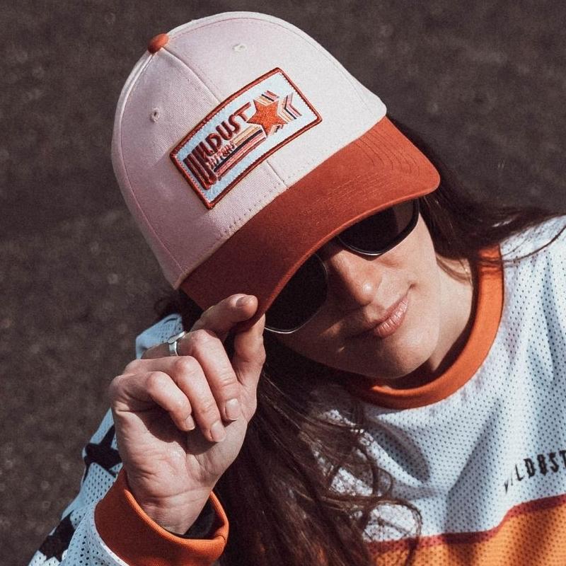 WILDUSTSISTERS Casquette WOMAN RACER