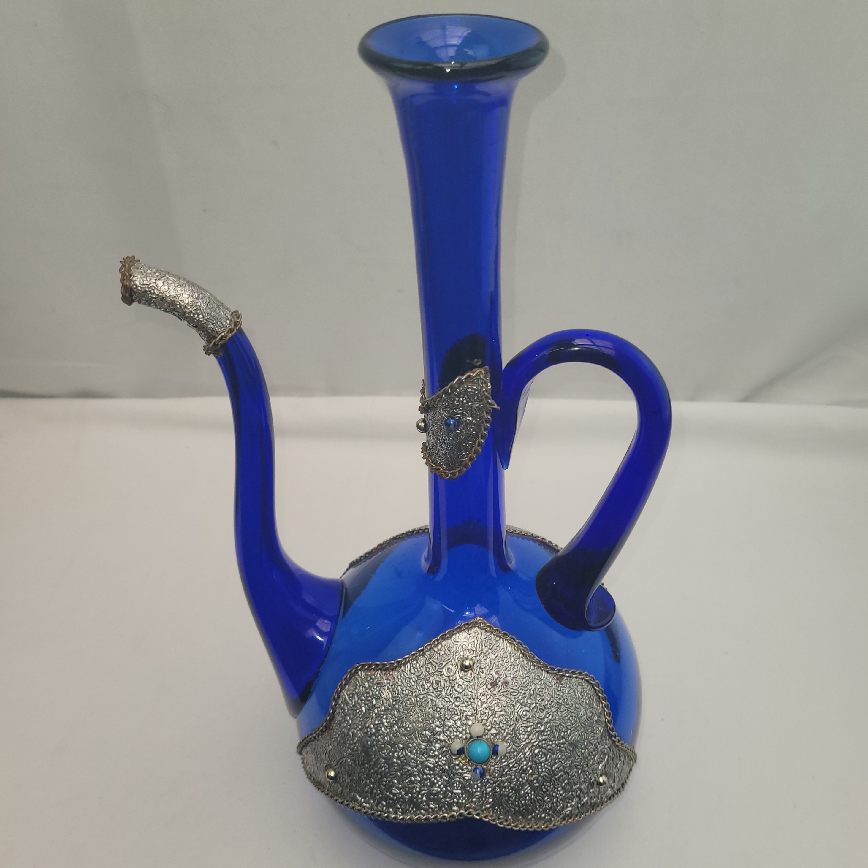 Grande Carafe art-déco en verre travailler bleu cobalt 