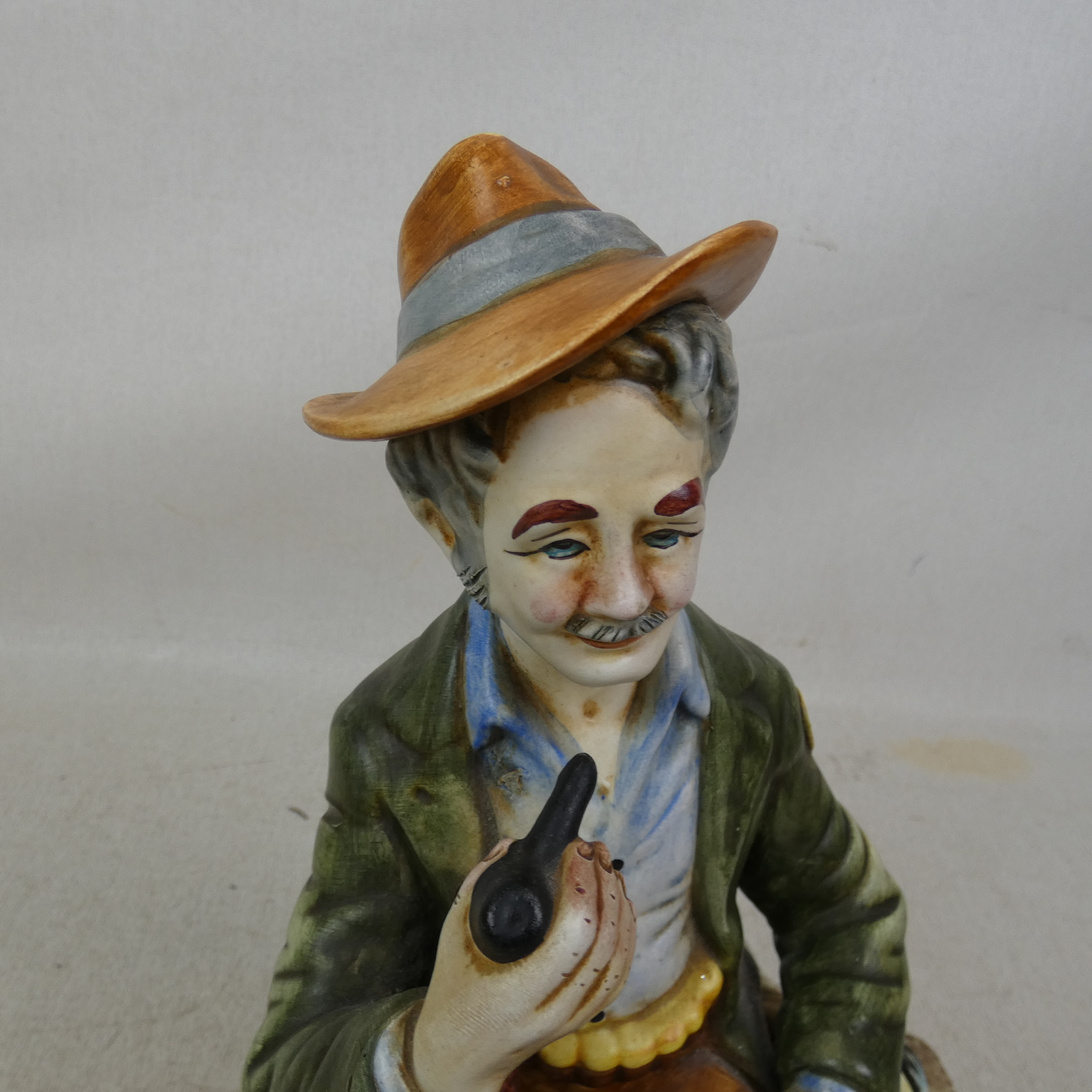 Figurine "Chasseur" en Porcelaine de Capodimonte Vintage - Fabriquée en Italie  - État correct - Photo 4