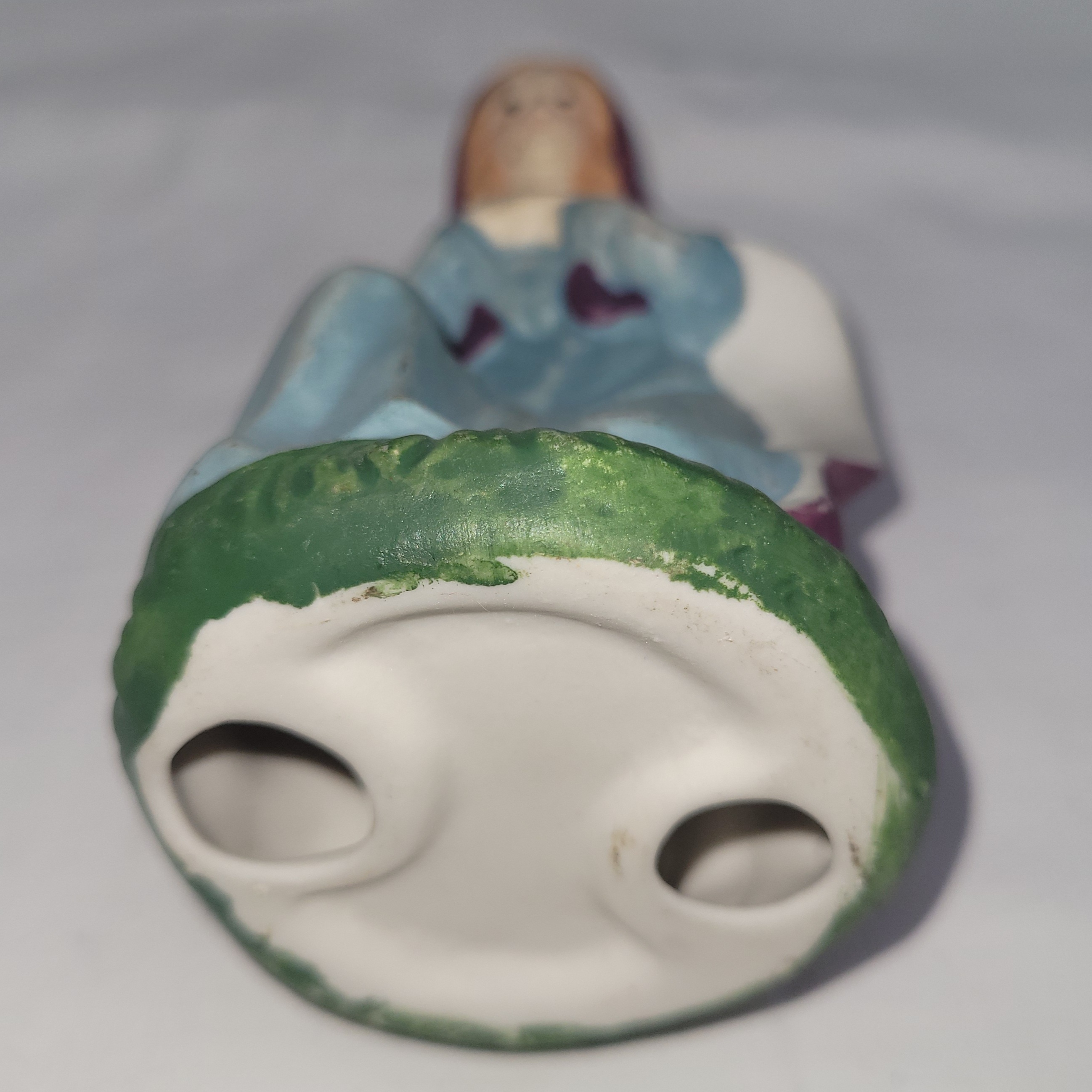 Statuette vintage figurine en porcelaine peint à la main  - Photo 2