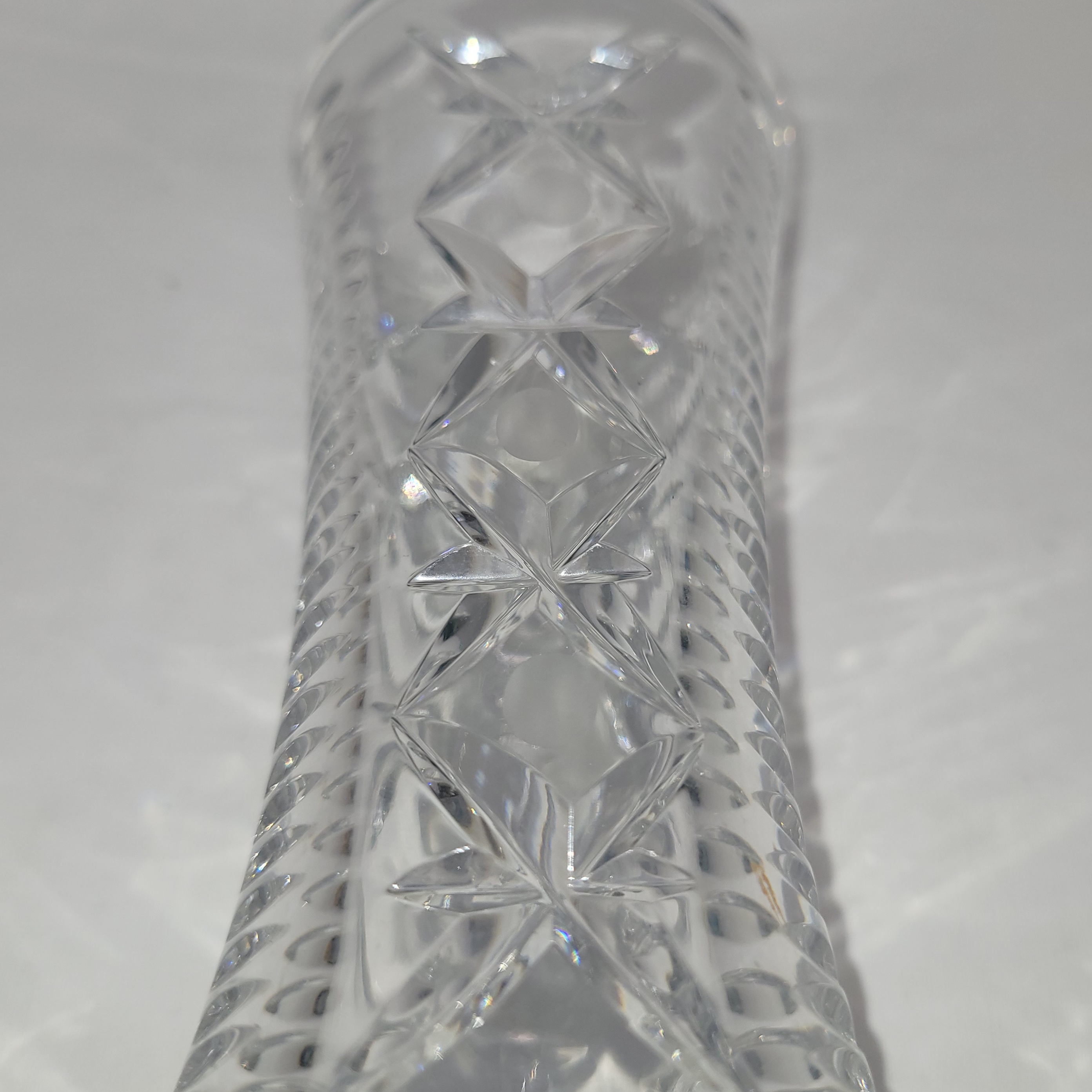 Ancien Vase en cristal ciseler 