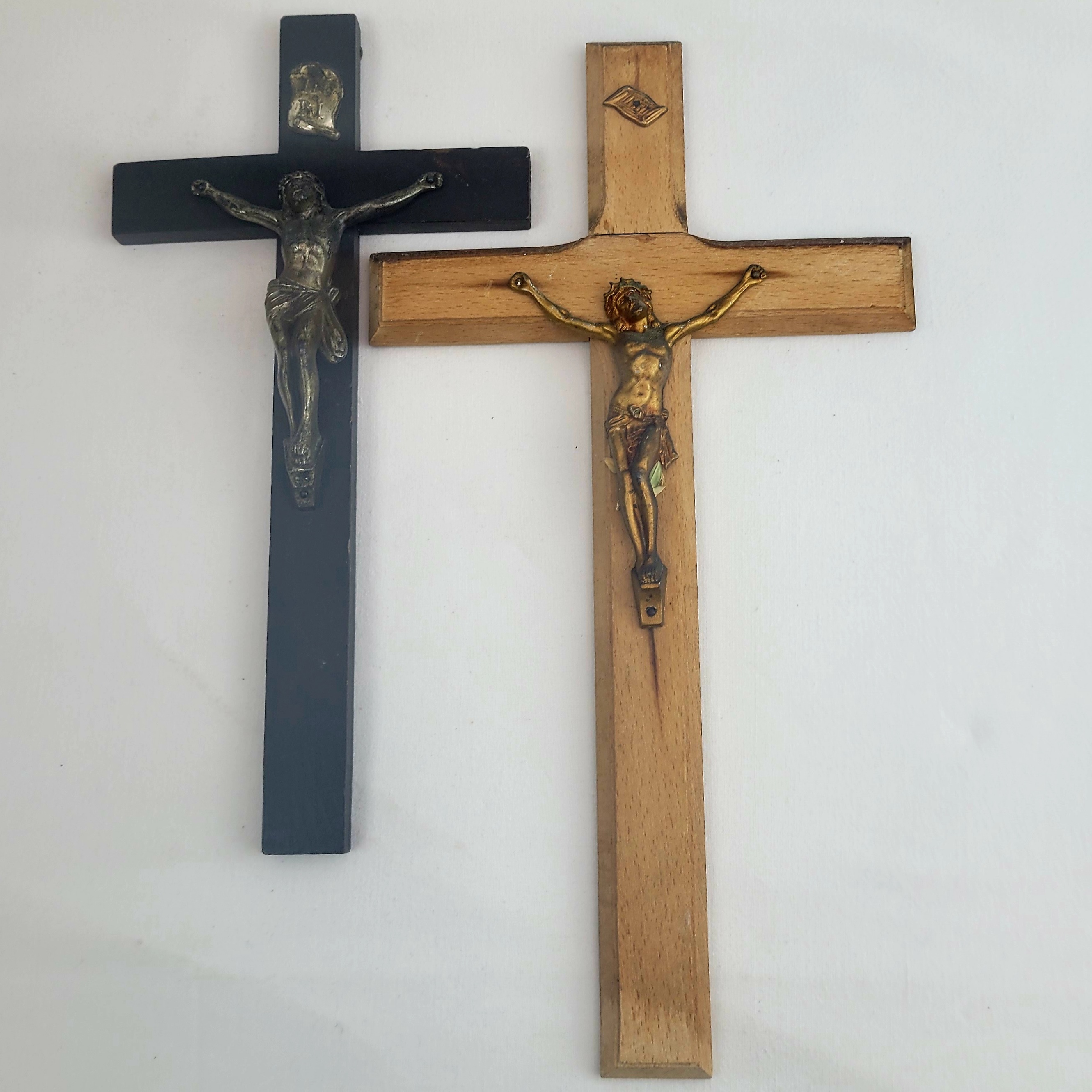 Lot de deux crucifix en bois vintage  - Photo 0