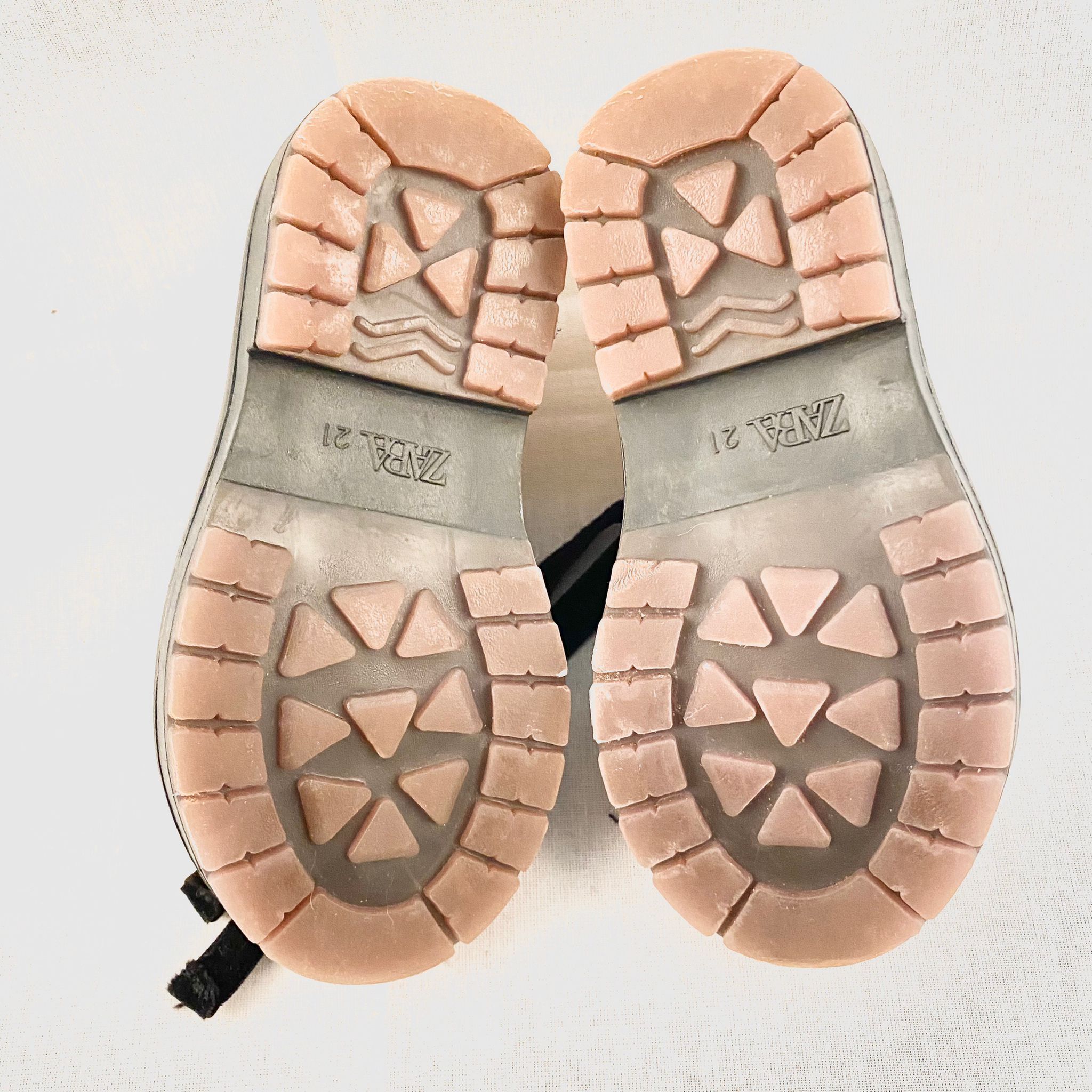 chaussures enfant - zara - Comme neuf - Photo 3