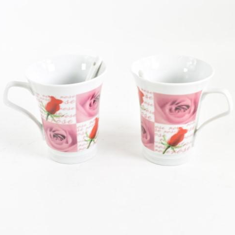 2 mugs à thé ou café et leur cuillère en céramique, motif 