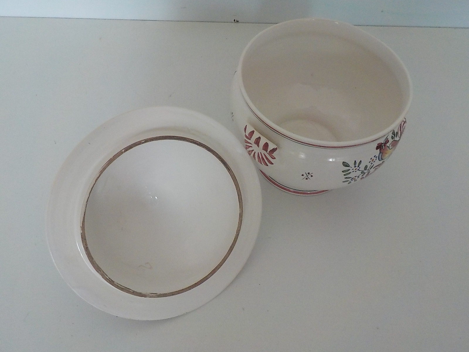 Légumier en faïence décor Strasbourg  - État correct - Photo 4