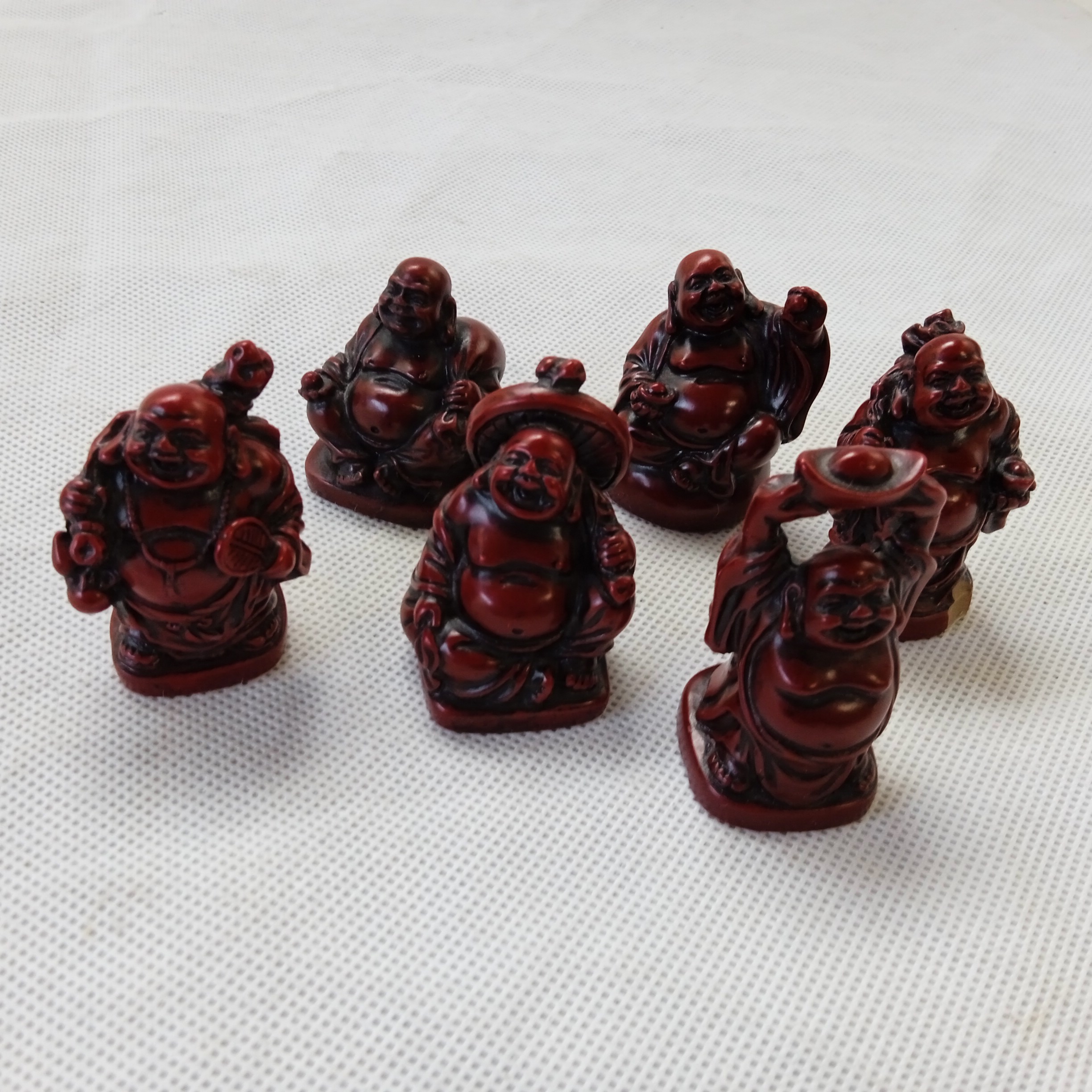 Lot de 9 figurines asiatique/ bouddha chanceux en résine bordeaux  - Photo 3