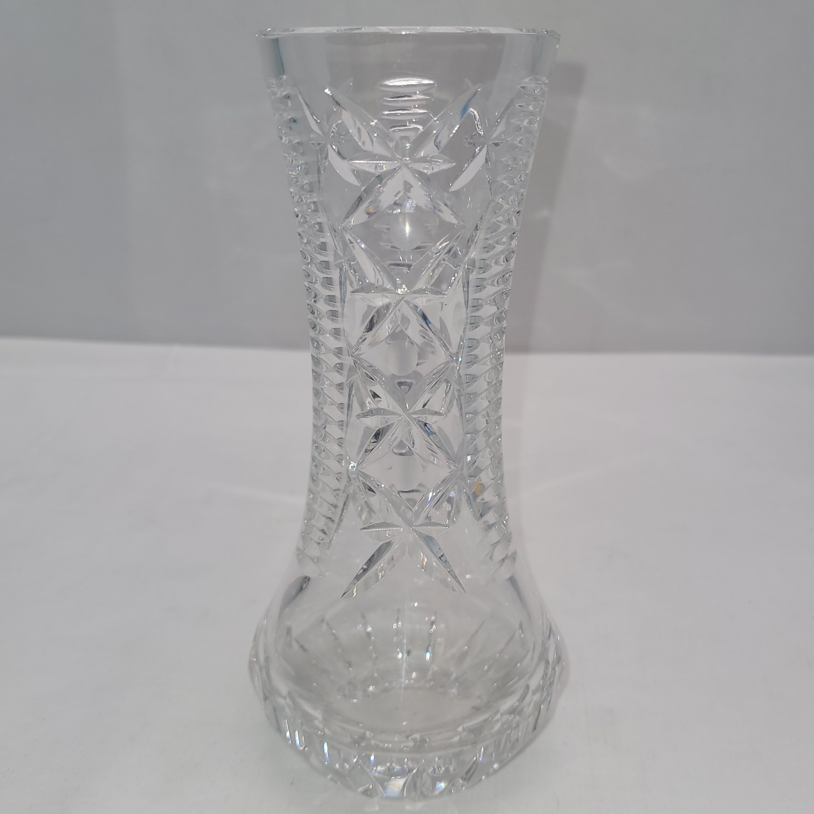 Ancien Vase en cristal ciseler 