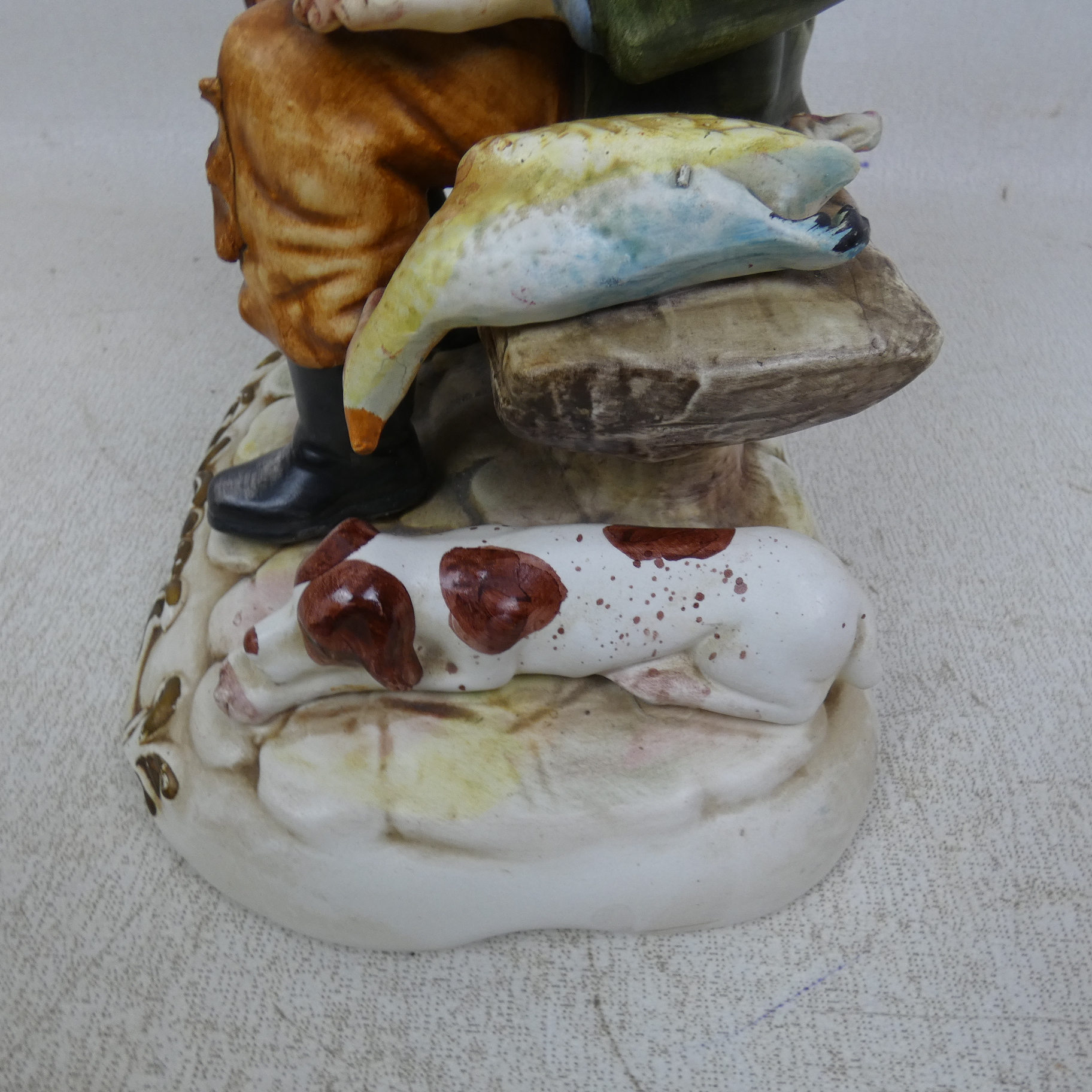 Figurine "Chasseur" en Porcelaine de Capodimonte Vintage - Fabriquée en Italie  - État correct - Photo 3