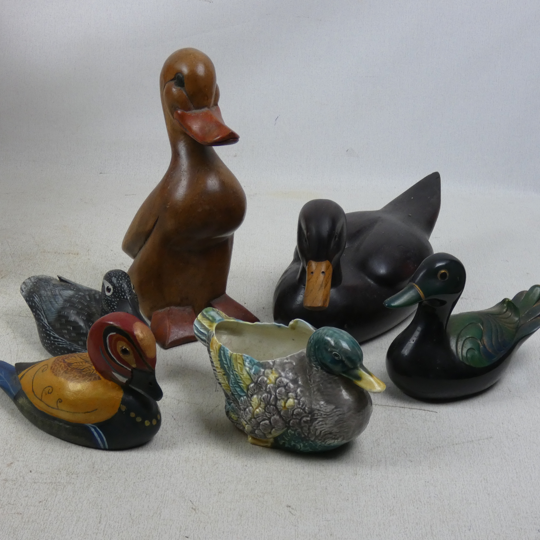 Lot de 6 canards (5 en bois et 1 en céramique) - Photo 0