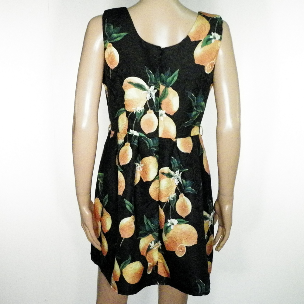 Robe Noire CHIC & JEUNE T4. - Photo 1