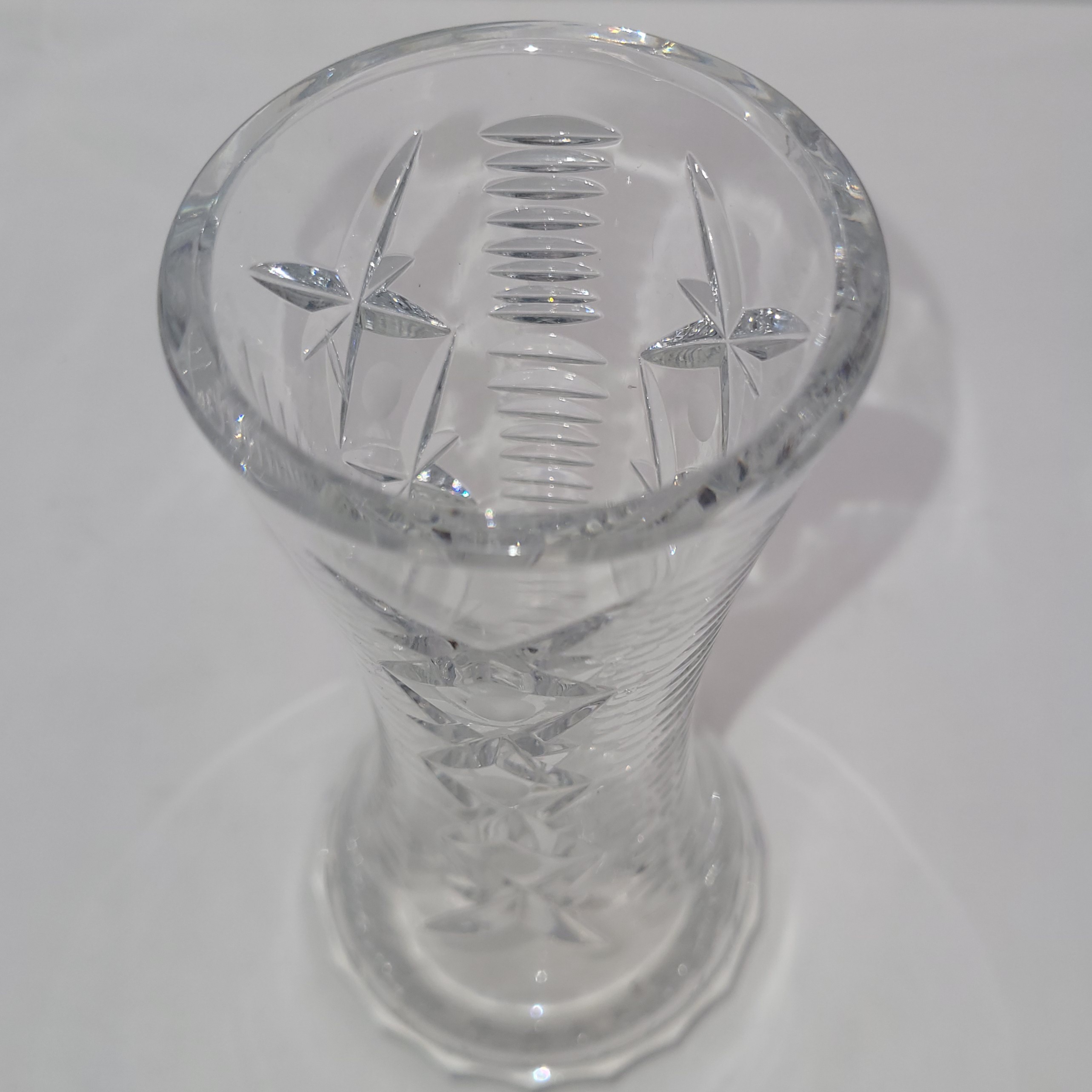 Ancien Vase en cristal ciseler 